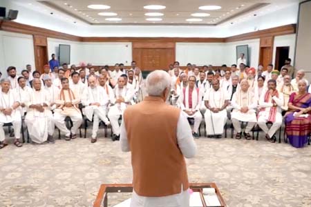 PM's front row meeting with future ministers, allies and BJP stalwarts